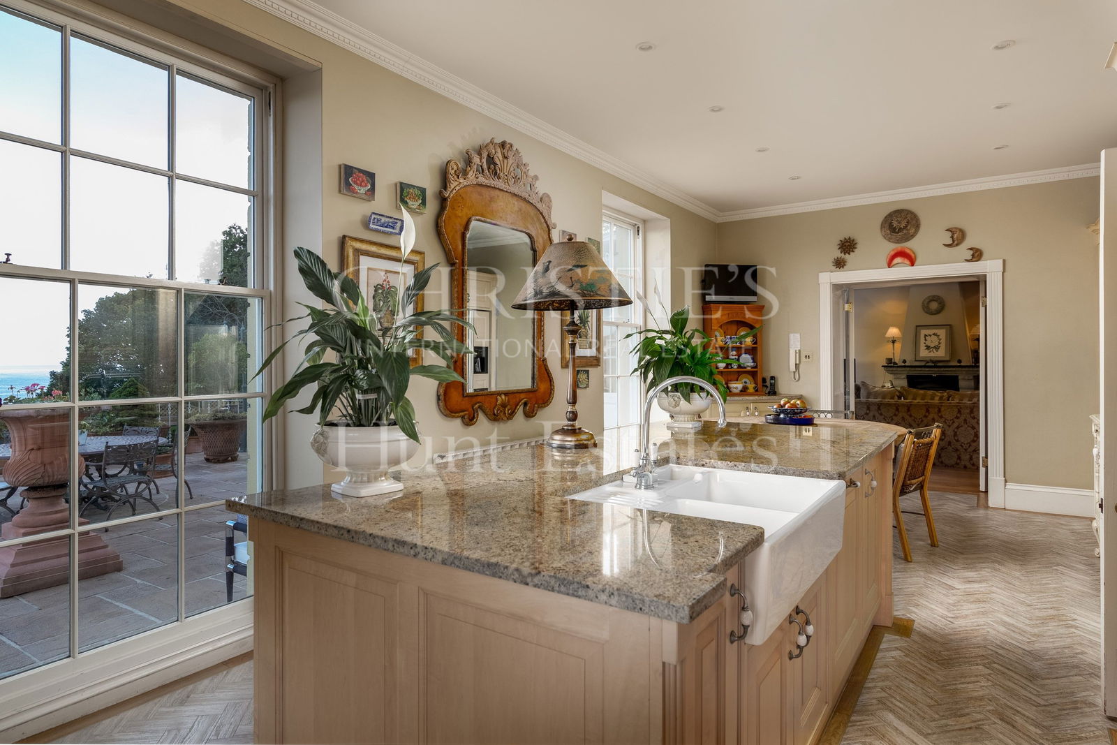4 Bedroom Single Family Home/House's Image 9