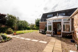 Delightful Detached Country Cottage