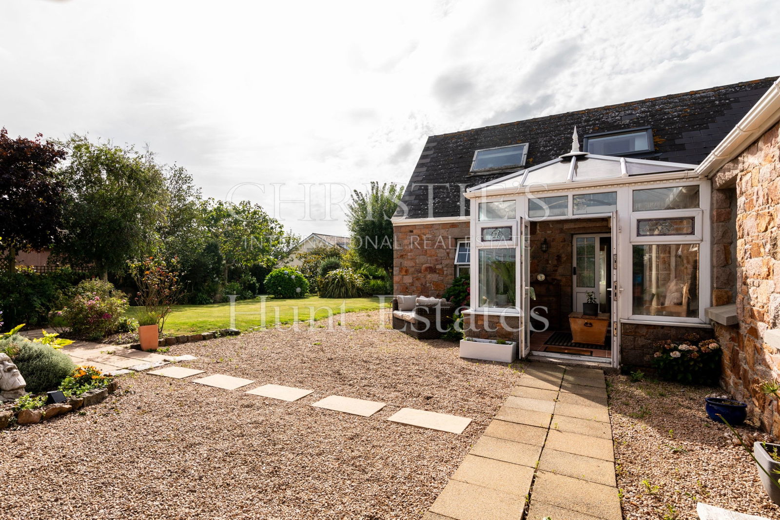 4 Bedroom Single Family Home/House's Image 27