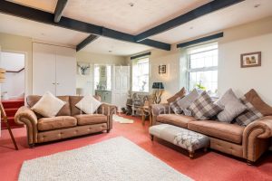 Delightful Detached Country Cottage