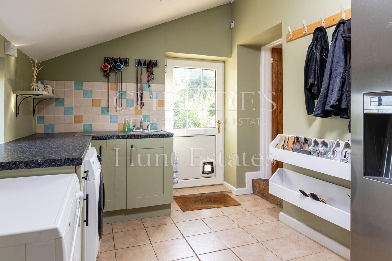 4 Bedroom Single Family Home/House's Image 5