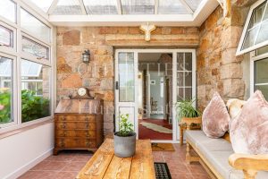 Delightful Detached Country Cottage