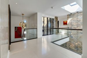 Luxurious Modern Home in Private Setting with Sea Views