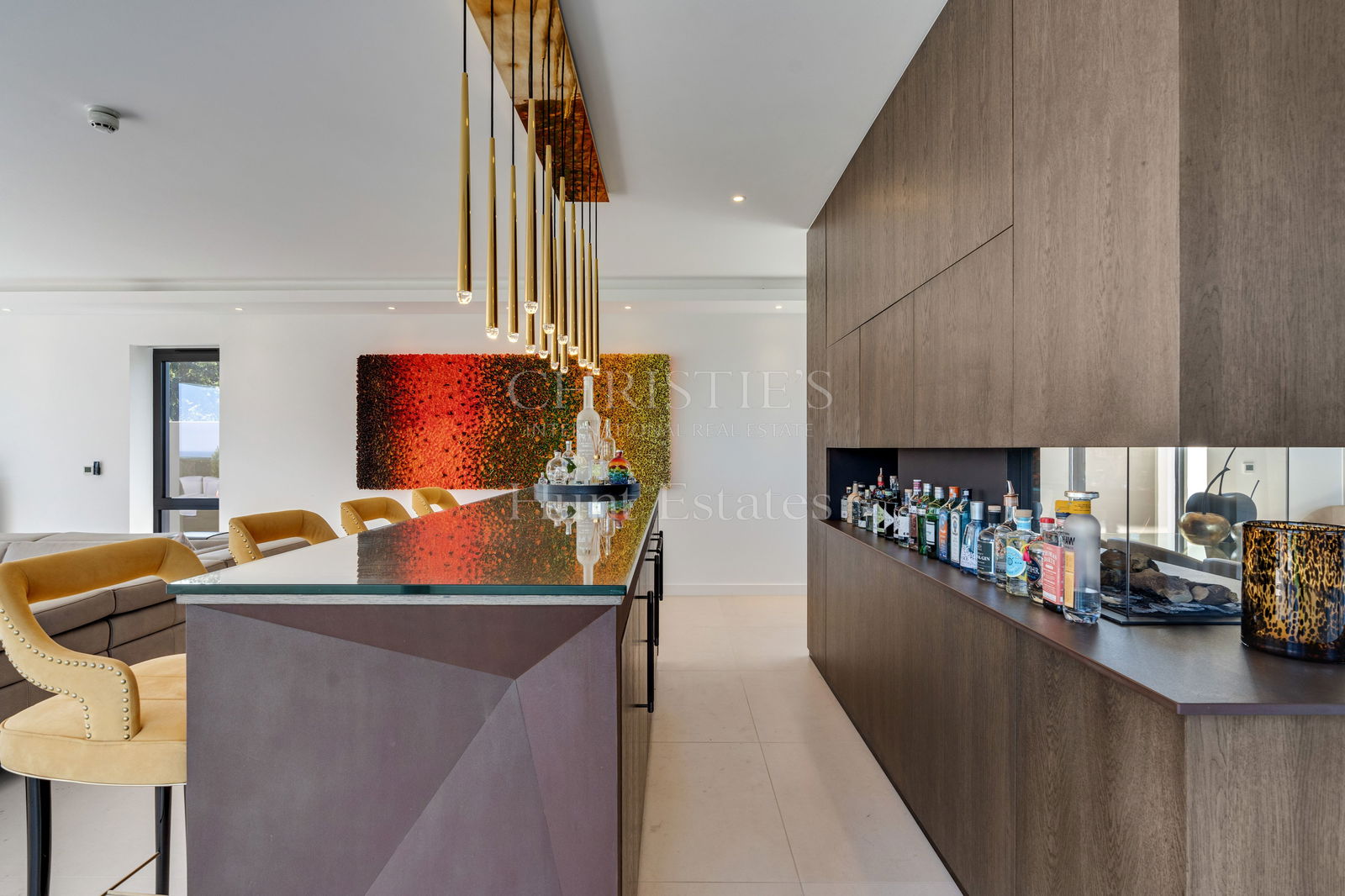 5 Bedroom Single Family Home/House's Image 14