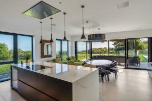 Luxurious Modern Home in Private Setting with Sea Views