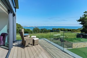 Luxurious Modern Home in Private Setting with Sea Views