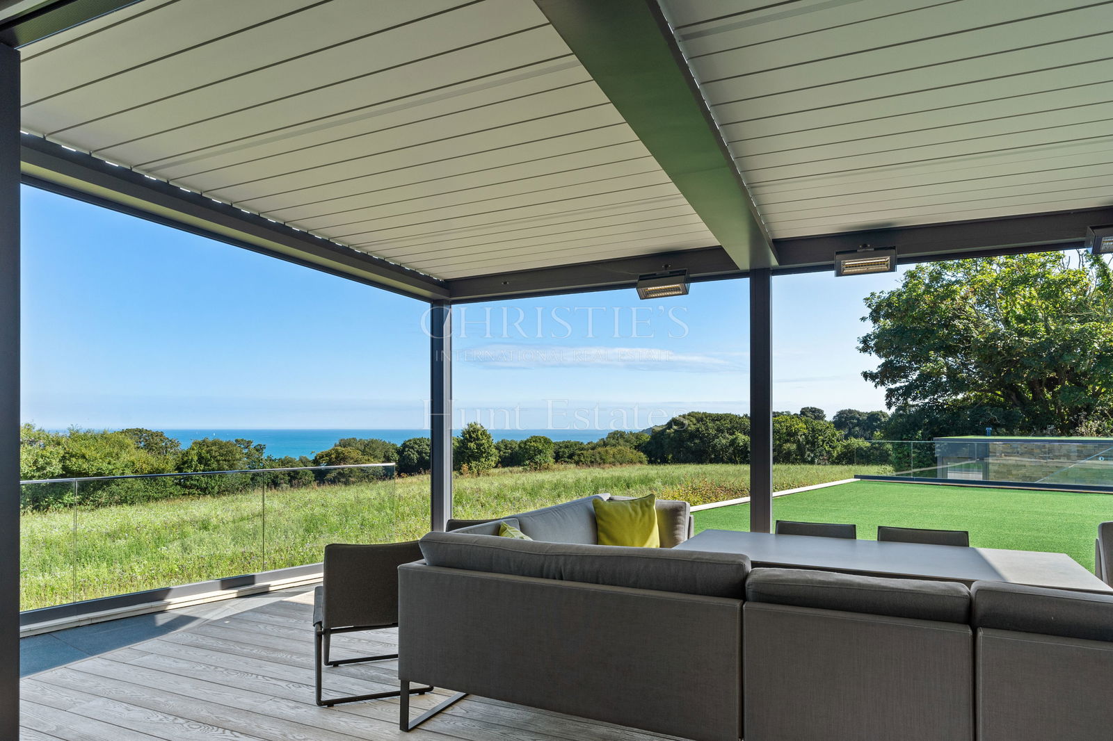 5 Bedroom Single Family Home/House's Image 41