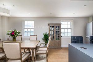 Prestigious Apartment in Prestigious Location