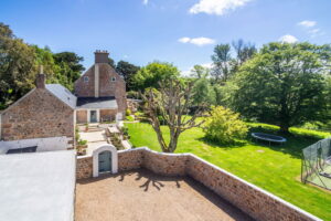 Country Granite Charm Two Generation home with Tennis Court