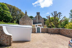 Country Granite Charm Two Generation home with Tennis Court