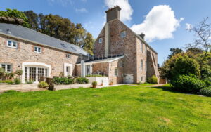 Country Granite Charm Two Generation home with Tennis Court