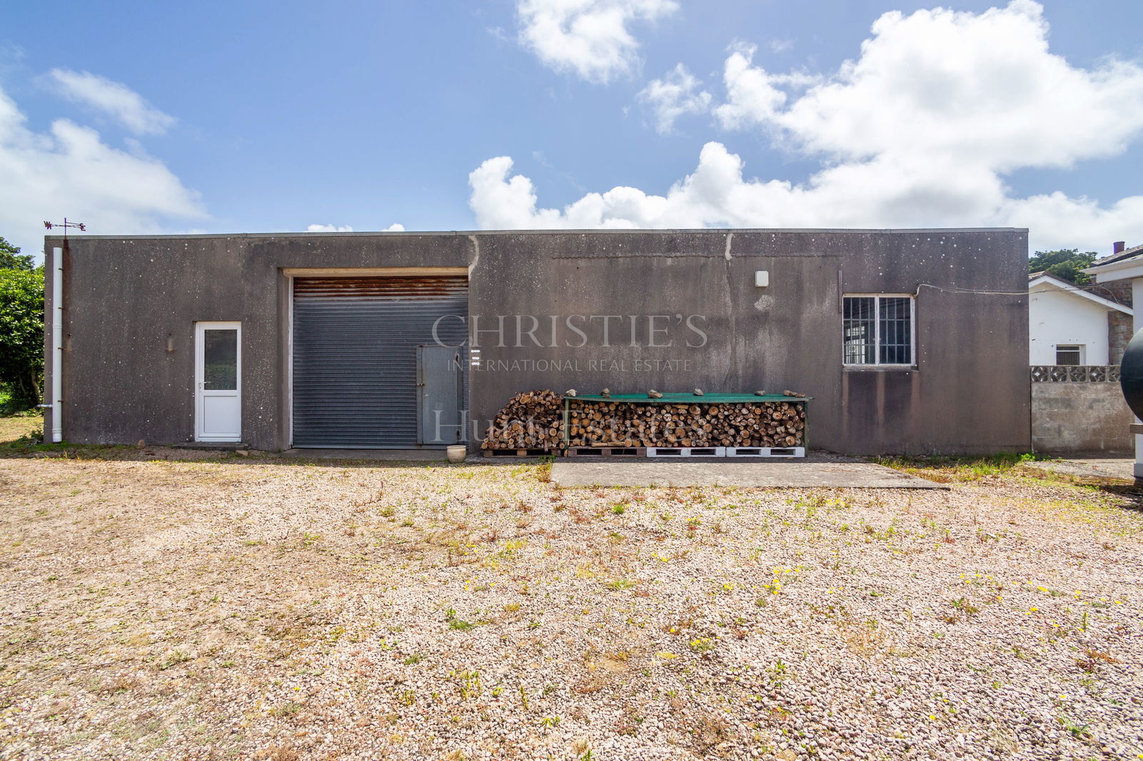 3 Bedroom Single Family Home/House's Image 5