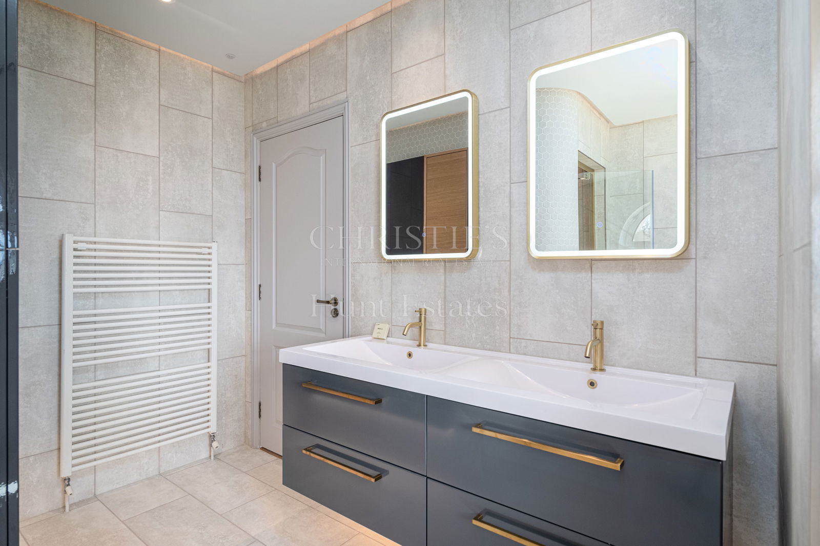3 Bedroom Single Family Home/House's Image 22