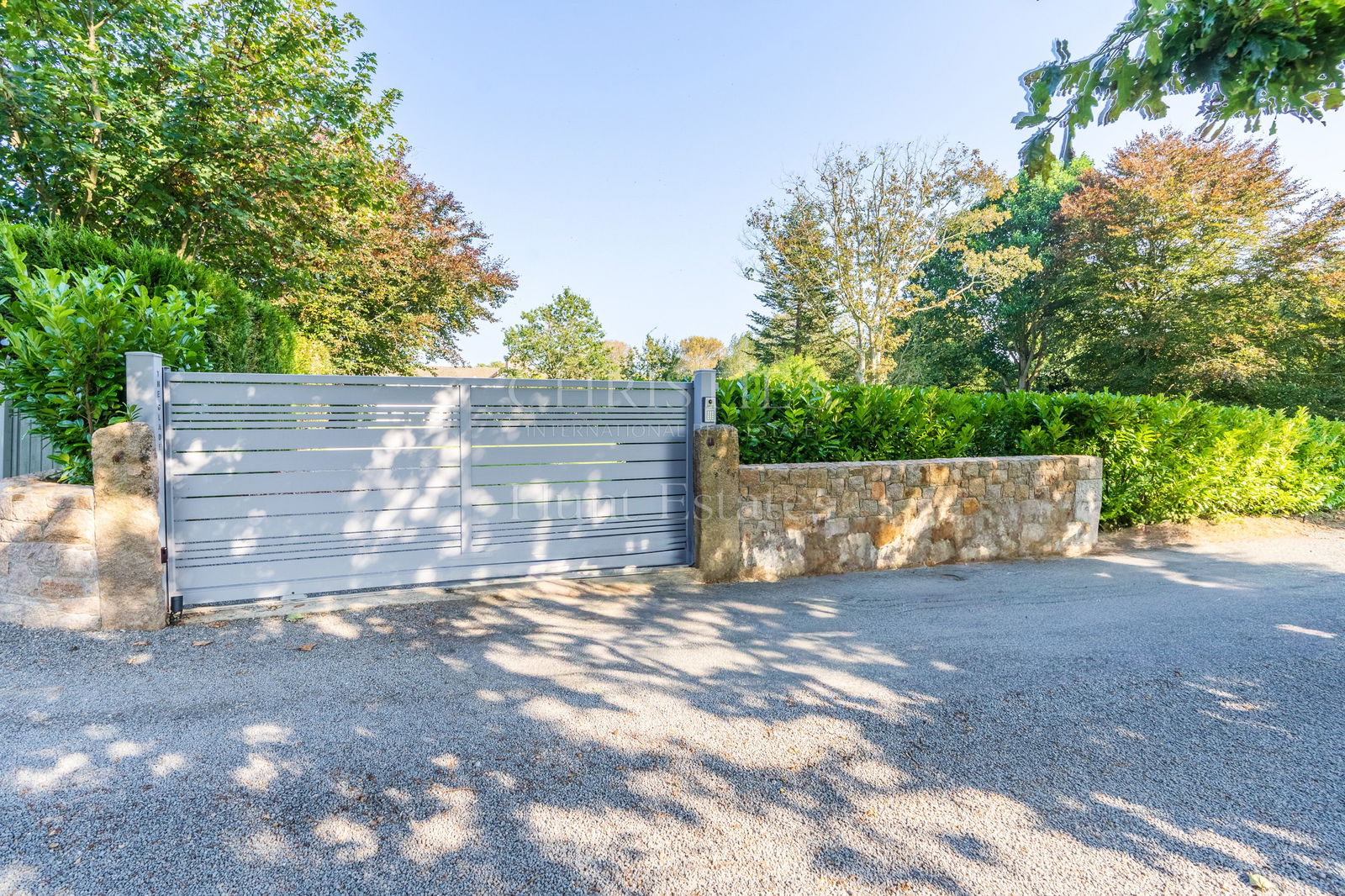 4 Bedroom Single Family Home/House's Image 38