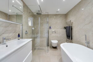 COUNTRY HOME WITH GATED ENTRANCE, GARDEN AND POOL