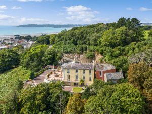 Large Family Property With Views To Elizabeth Castle
