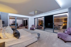 Luxurious Modern Home in Private Setting with Sea Views