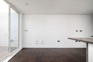 Stylish Ground-Floor Garden Apartment