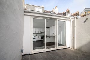 Stylish Ground-Floor Garden Apartment