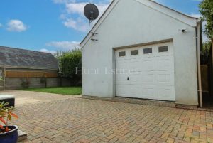 Beautiful Large Detached Bungalow
