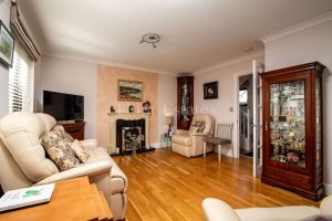 Delightful 2 Bedroom Cottage Near The Beach