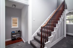 Six Bedroom Townhouse - Two Generation Or Home With Income