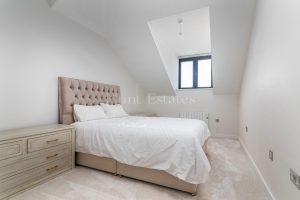 Two bedroom penthouse with exceptional additional living space