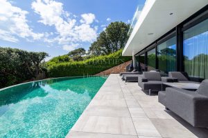 Stunning Sea Views Over Ouaisne Bay