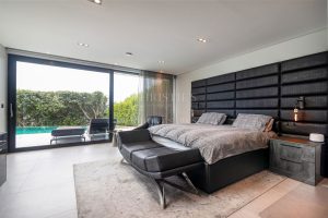 Stunning Sea Views Over Ouaisne Bay