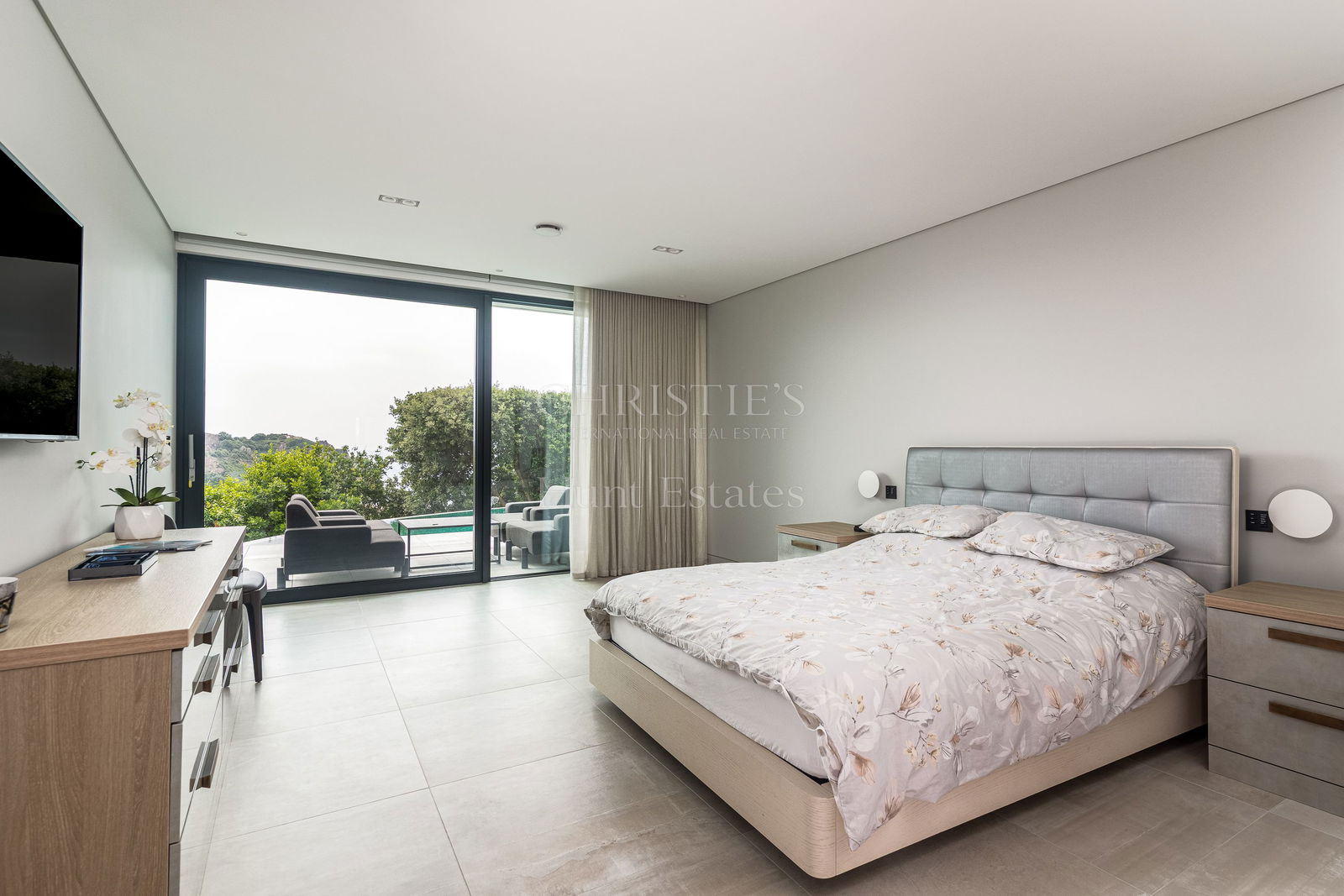 4 Bedroom Single Family Home/House's Image 30