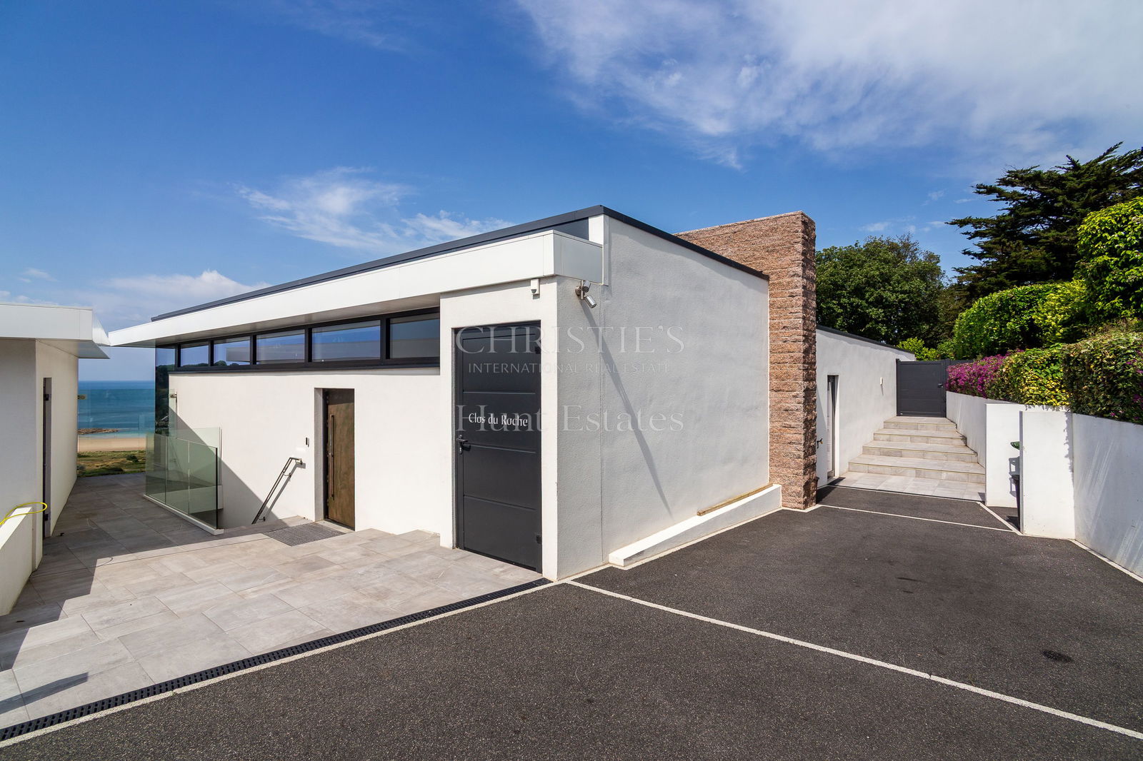 4 Bedroom Single Family Home/House's Image 34