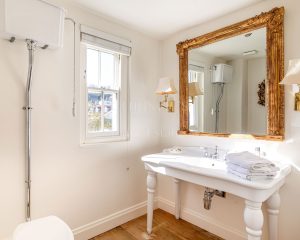 Stunning Regency Property