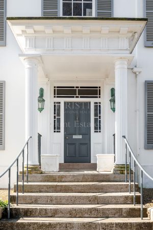 Stunning Regency Property