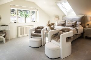 CONTEMPORARY BEACH HOUSE WITH STUNNING SEA VIEWS