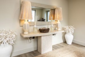 CONTEMPORARY BEACH HOUSE WITH STUNNING SEA VIEWS