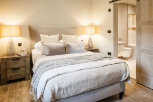 CONTEMPORARY BEACH HOUSE WITH STUNNING SEA VIEWS