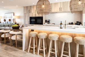 CONTEMPORARY BEACH HOUSE WITH STUNNING SEA VIEWS