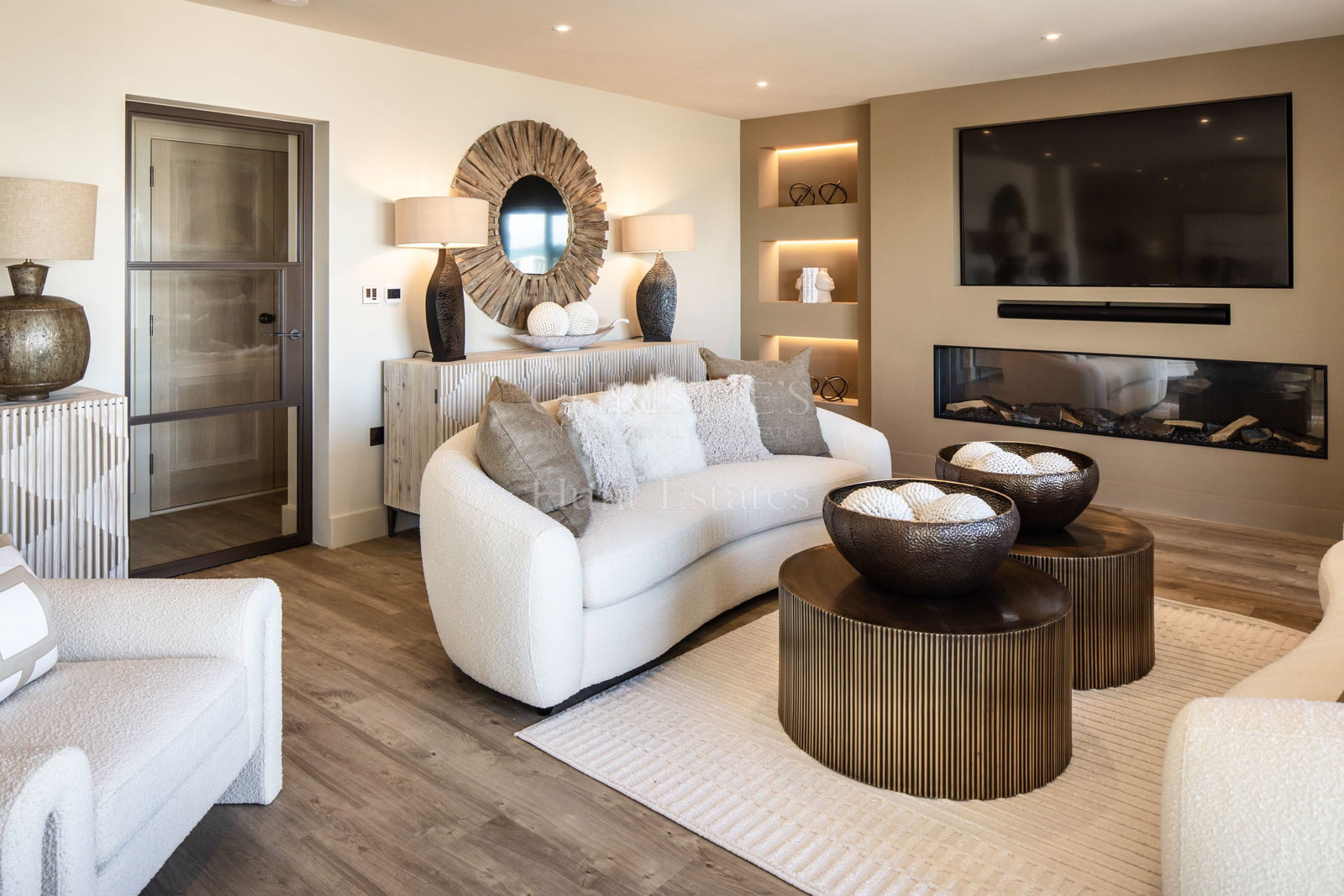 5 Bedroom Single Family Home/House's Image 25