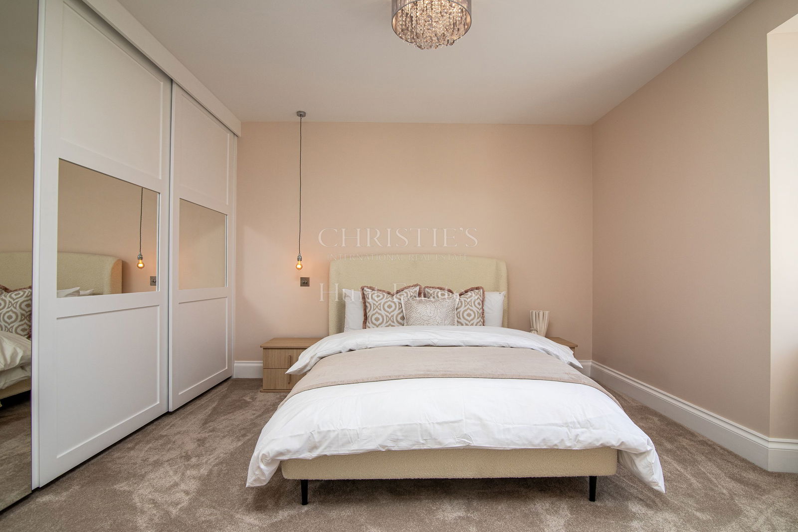 5 Bedroom Single Family Home/House's Image 24