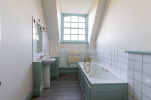 Distinguished Granite Property With Rural Views To The Coast&nbsp;