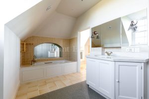 Distinguished Granite Property With Rural Views To The Coast&nbsp;