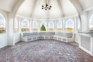 Distinguished Granite Property With Rural Views To The Coast&nbsp;