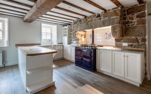 Distinguished Granite Property With Rural Views To The Coast&nbsp;