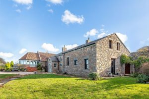 Distinguished Granite Property With Rural Views To The Coast&nbsp;