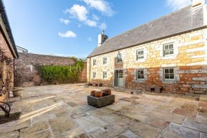 Distinguished Granite Property With Rural Views To The Coast&nbsp;