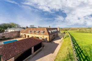 Distinguished Granite Property With Rural Views To The Coast&nbsp;