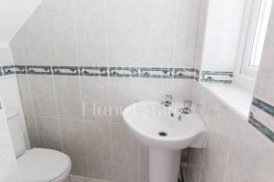 Modern Two-Bedroom House With Enviable Views &nbsp;