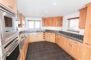 Modern Two-Bedroom House With Enviable Views &nbsp;