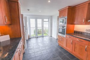 Modern Two-Bedroom House With Enviable Views &nbsp;