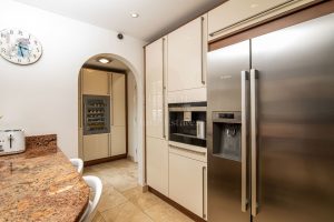 Substantial 4 Bedroom Dormer Bungalow In A Delightful Rural Setting